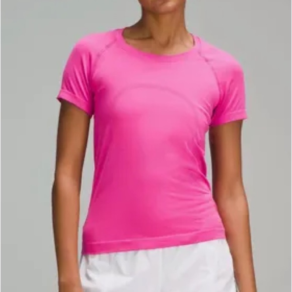 DONT BUY! If bought you will be blocked!! LOOKING FOR THESE ITEMS 🩷✨⚪️LULULEMON